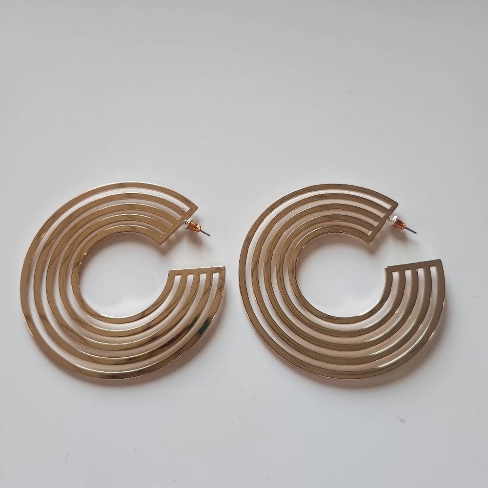 Large Gold-Toned Concentric Hoop Earrings
